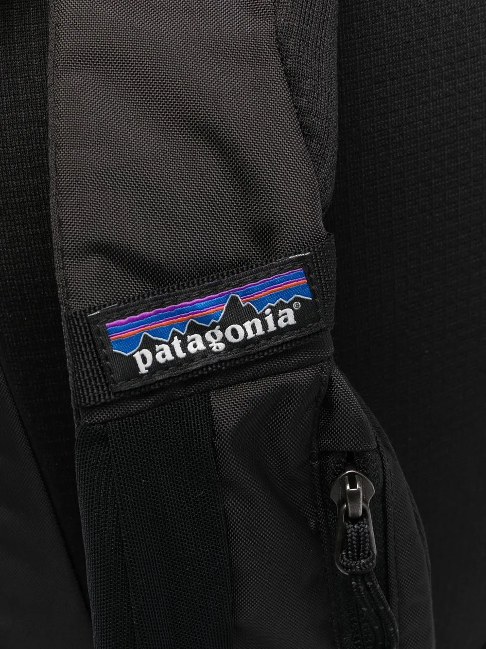 Atom logo-print sling backpack