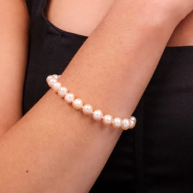 Classic 7-8mm Freshwater Pearl Necklace, Bracelet and Earring Set With Magnetic Clasp