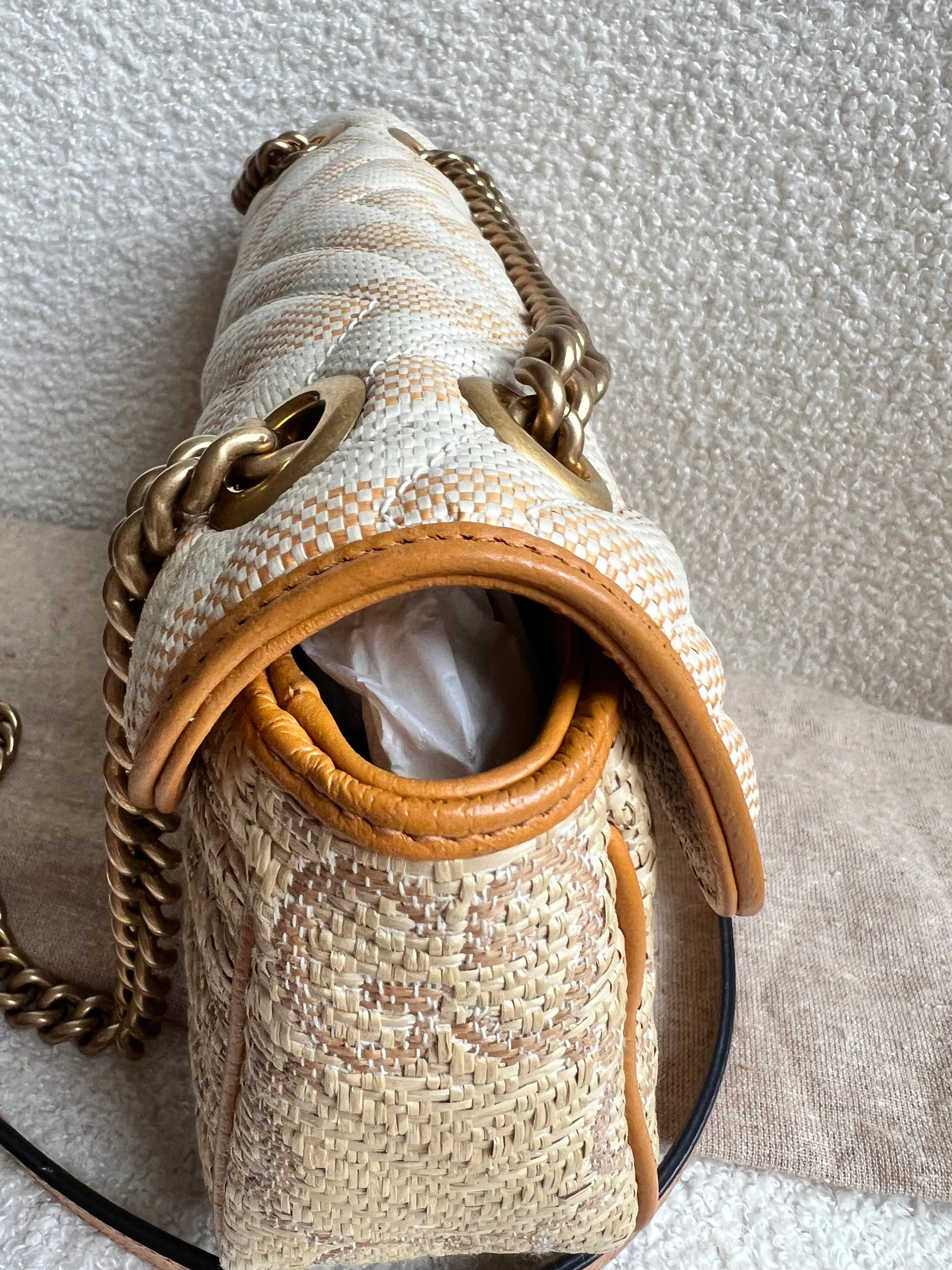 Gucci GG Beige Raffia Marmont Small Shoulder Bag (RRP £1,570)
