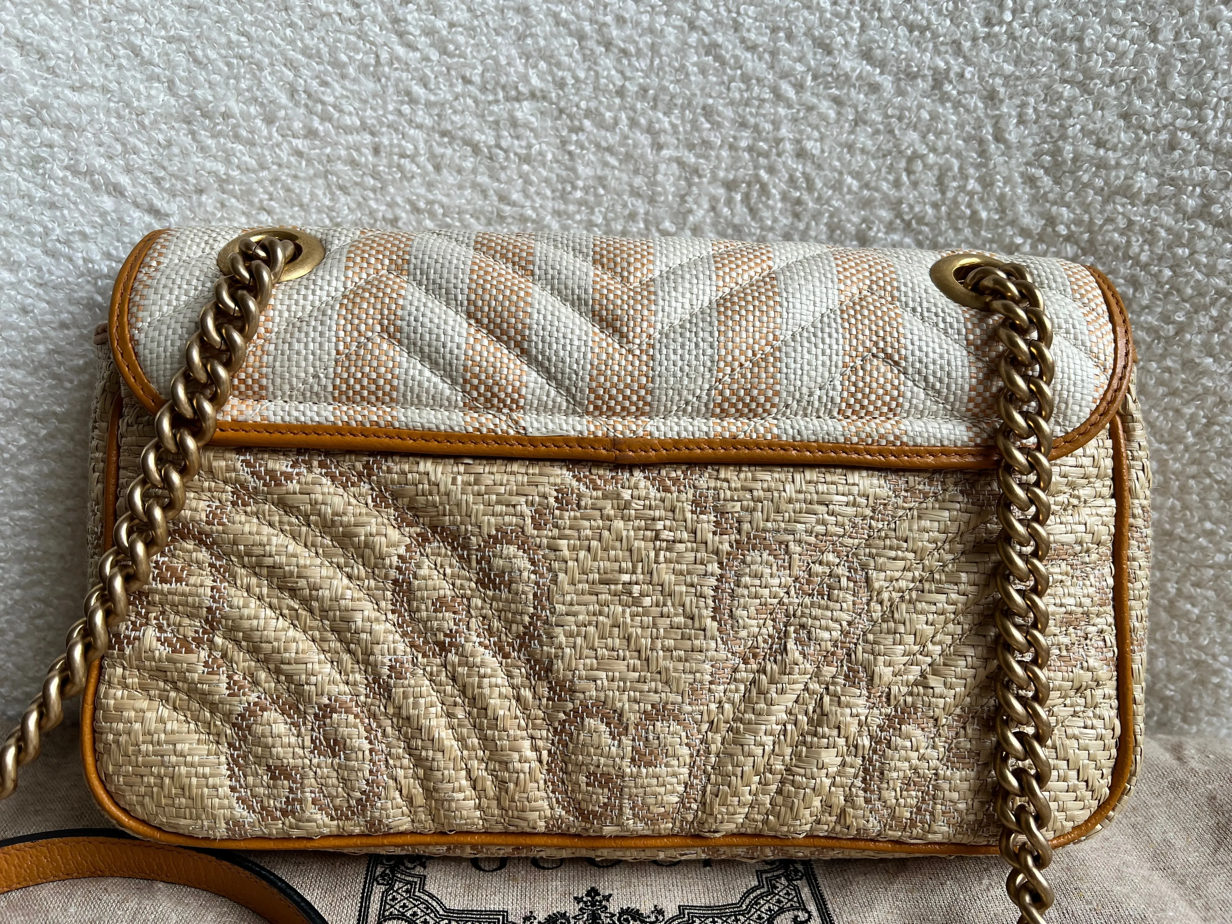 Gucci GG Beige Raffia Marmont Small Shoulder Bag (RRP £1,570)
