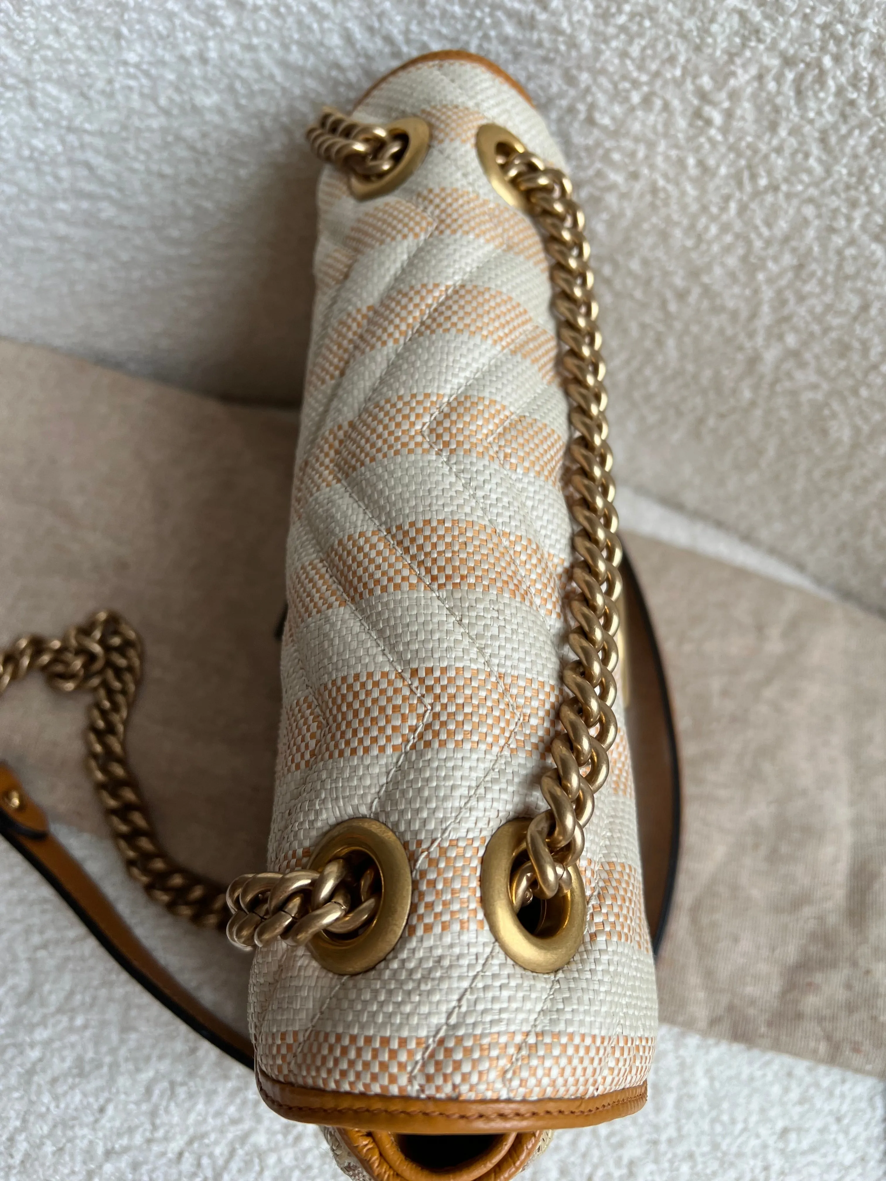 Gucci GG Beige Raffia Marmont Small Shoulder Bag (RRP £1,570)