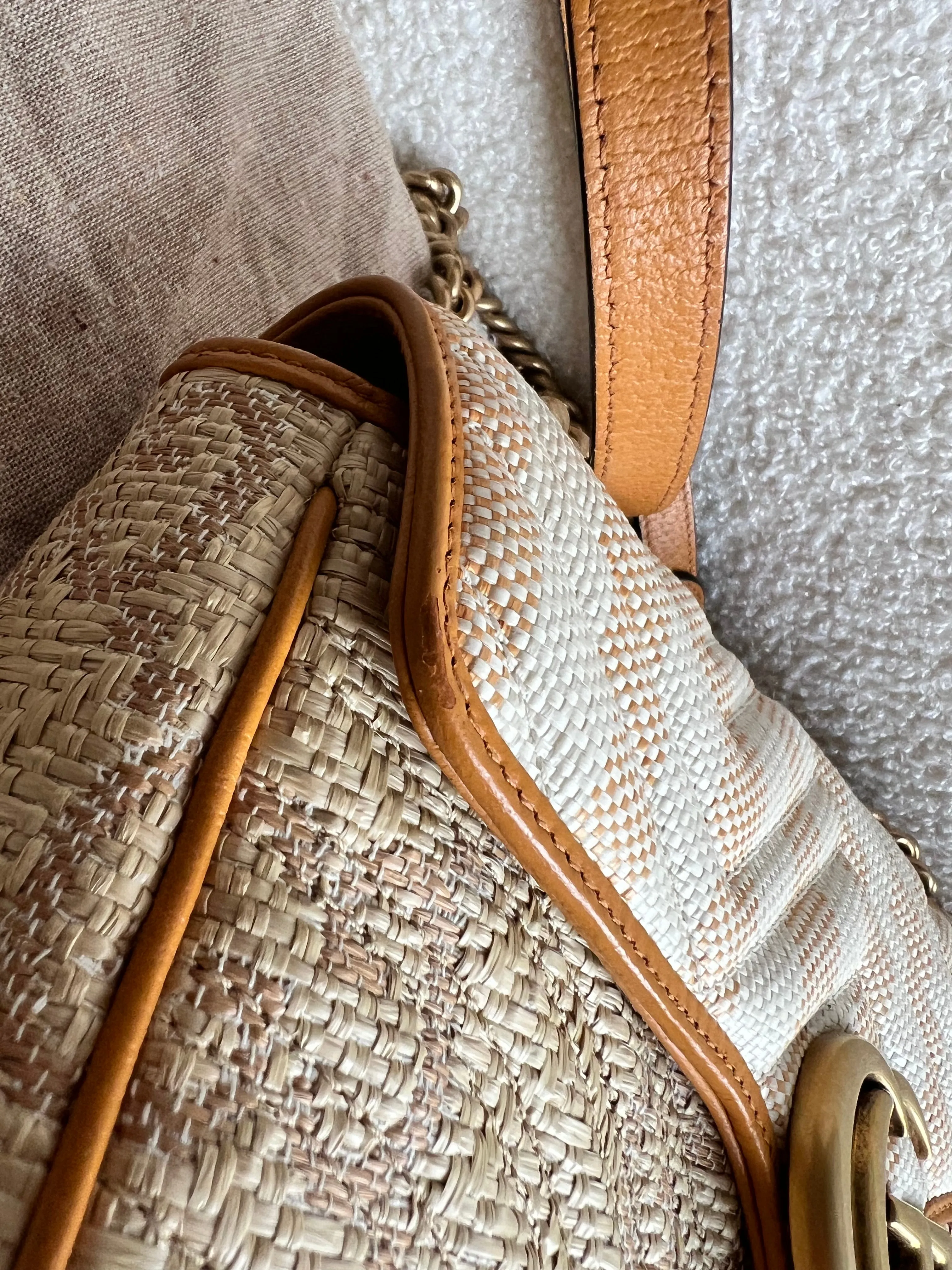 Gucci GG Beige Raffia Marmont Small Shoulder Bag (RRP £1,570)