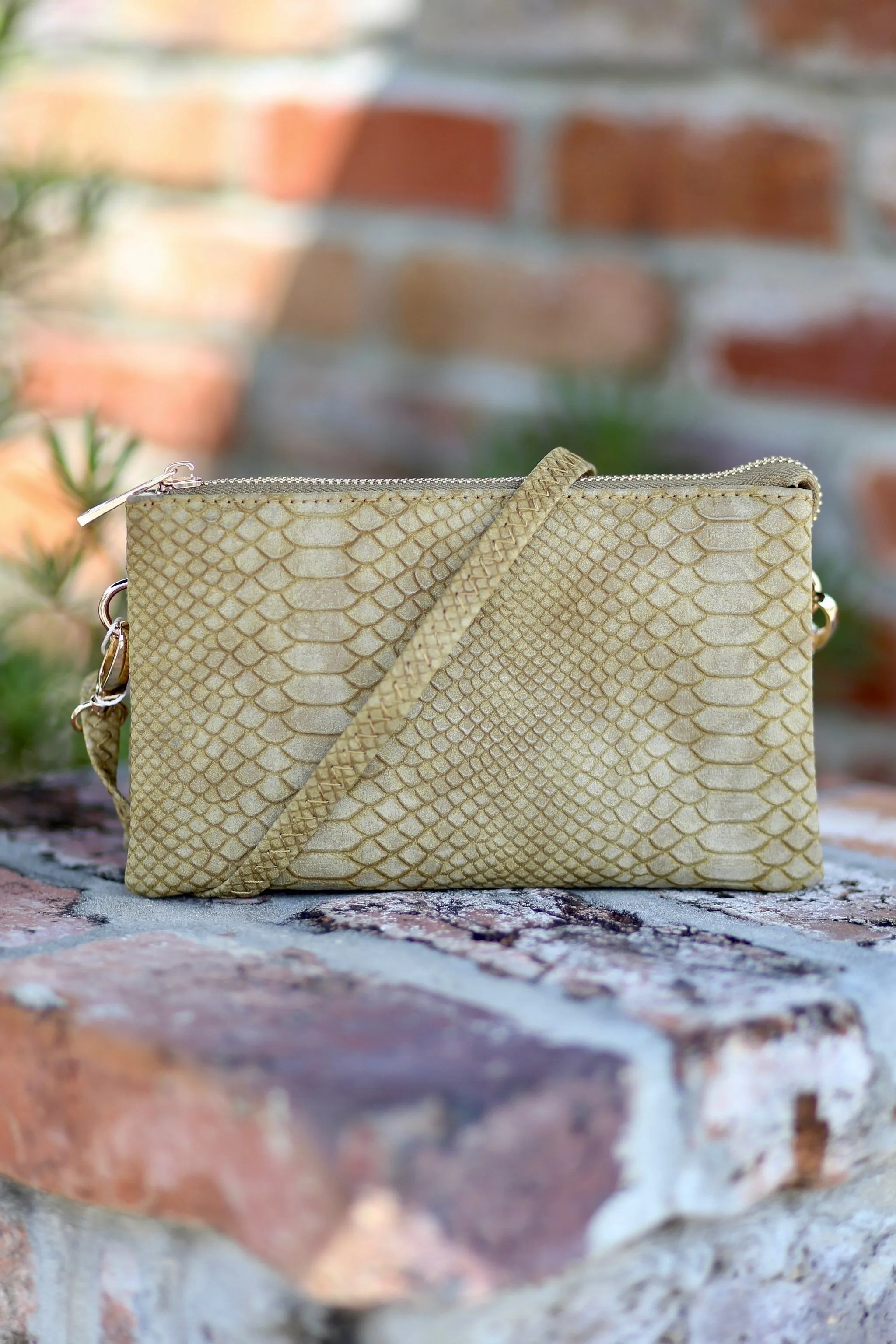 Liz Wristlet & Crossbody Handbag