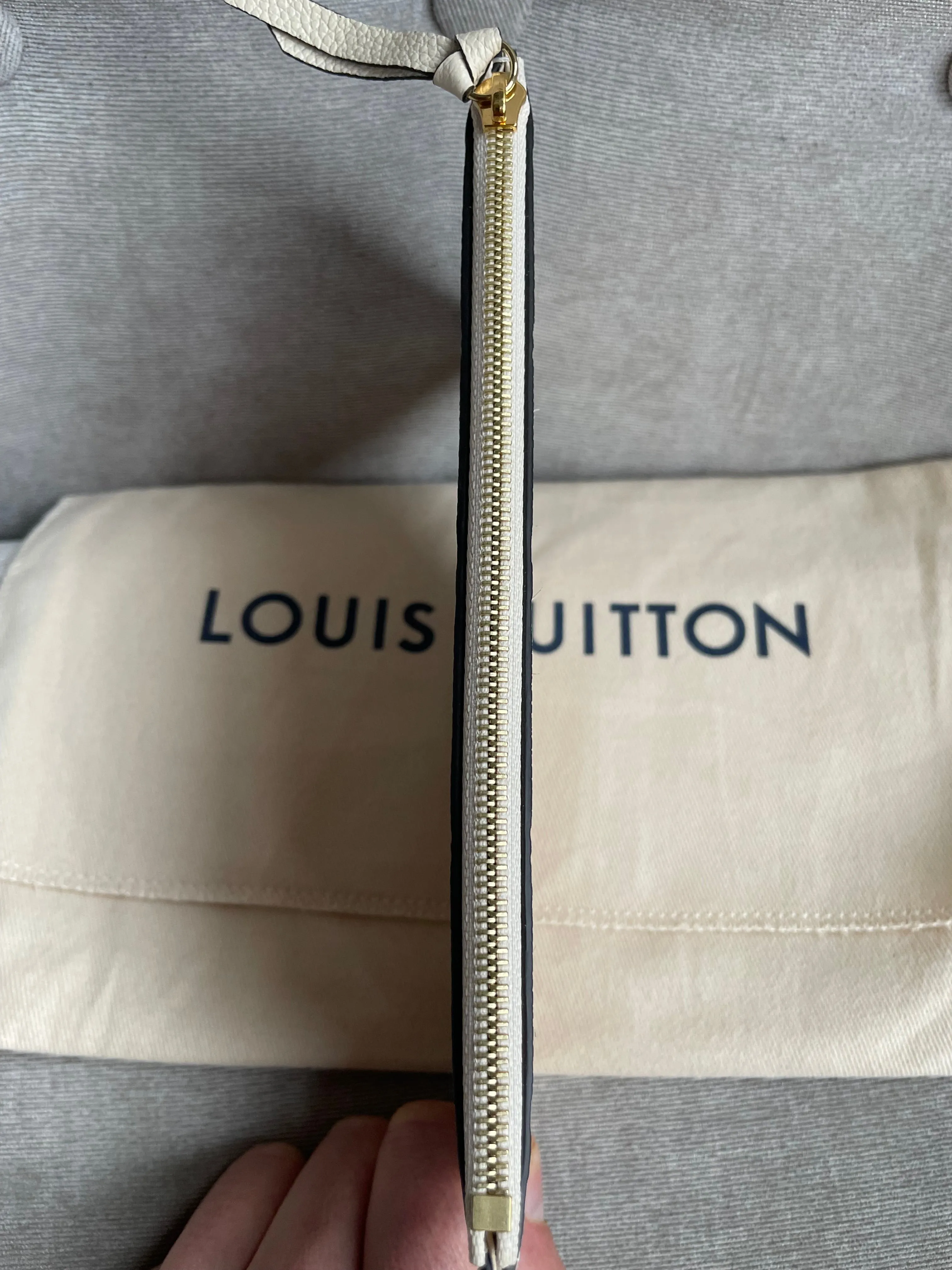 Louis Vuitton Felicie Pochette Cream Empreinte Monogram (RRP £1160)