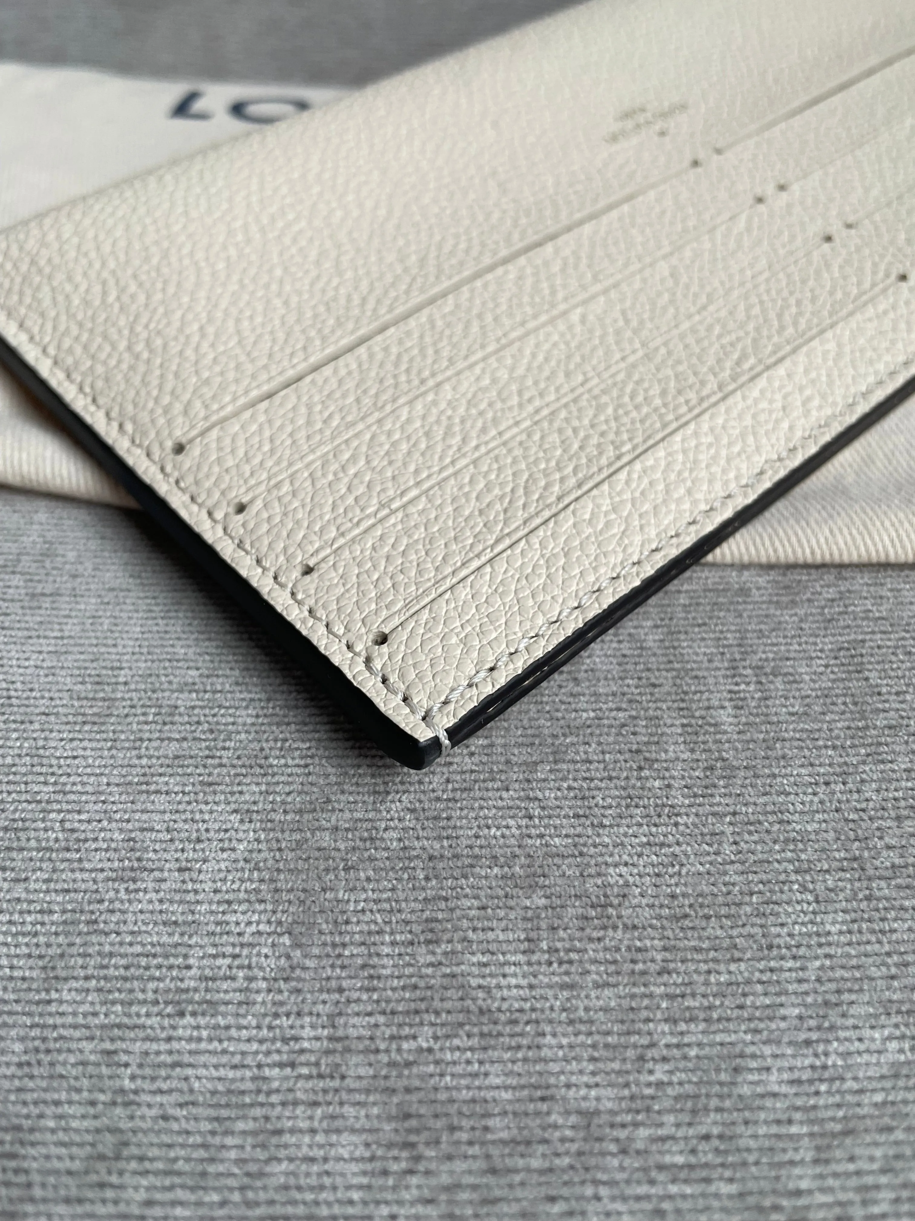 Louis Vuitton Felicie Pochette Cream Empreinte Monogram (RRP £1160)