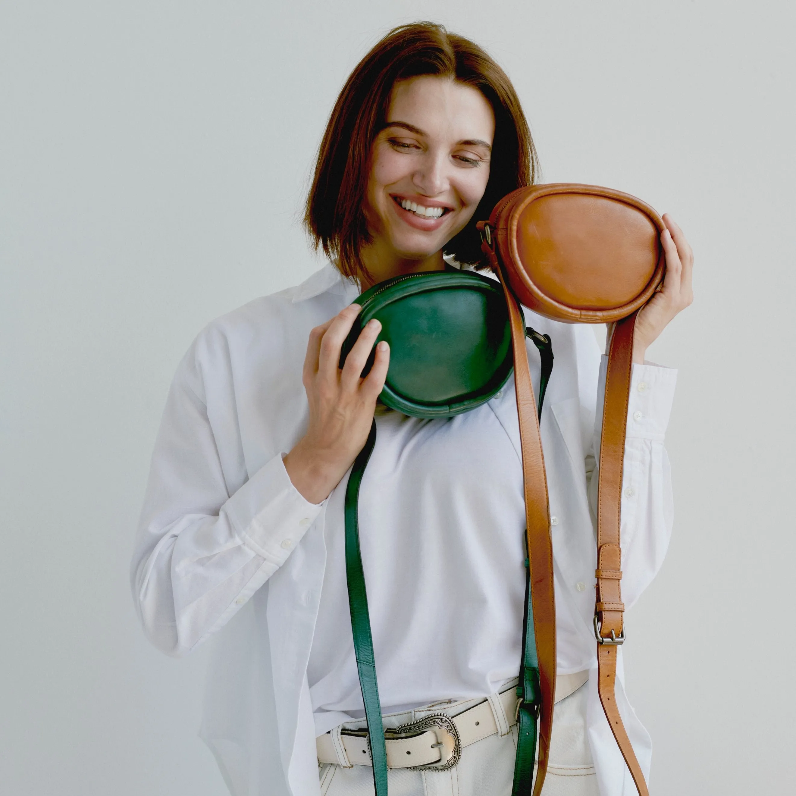 Mundo Crossbody