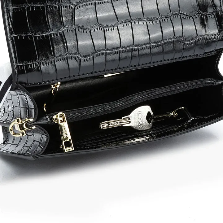 Sleek and Stylish Evening Bag BD 136
